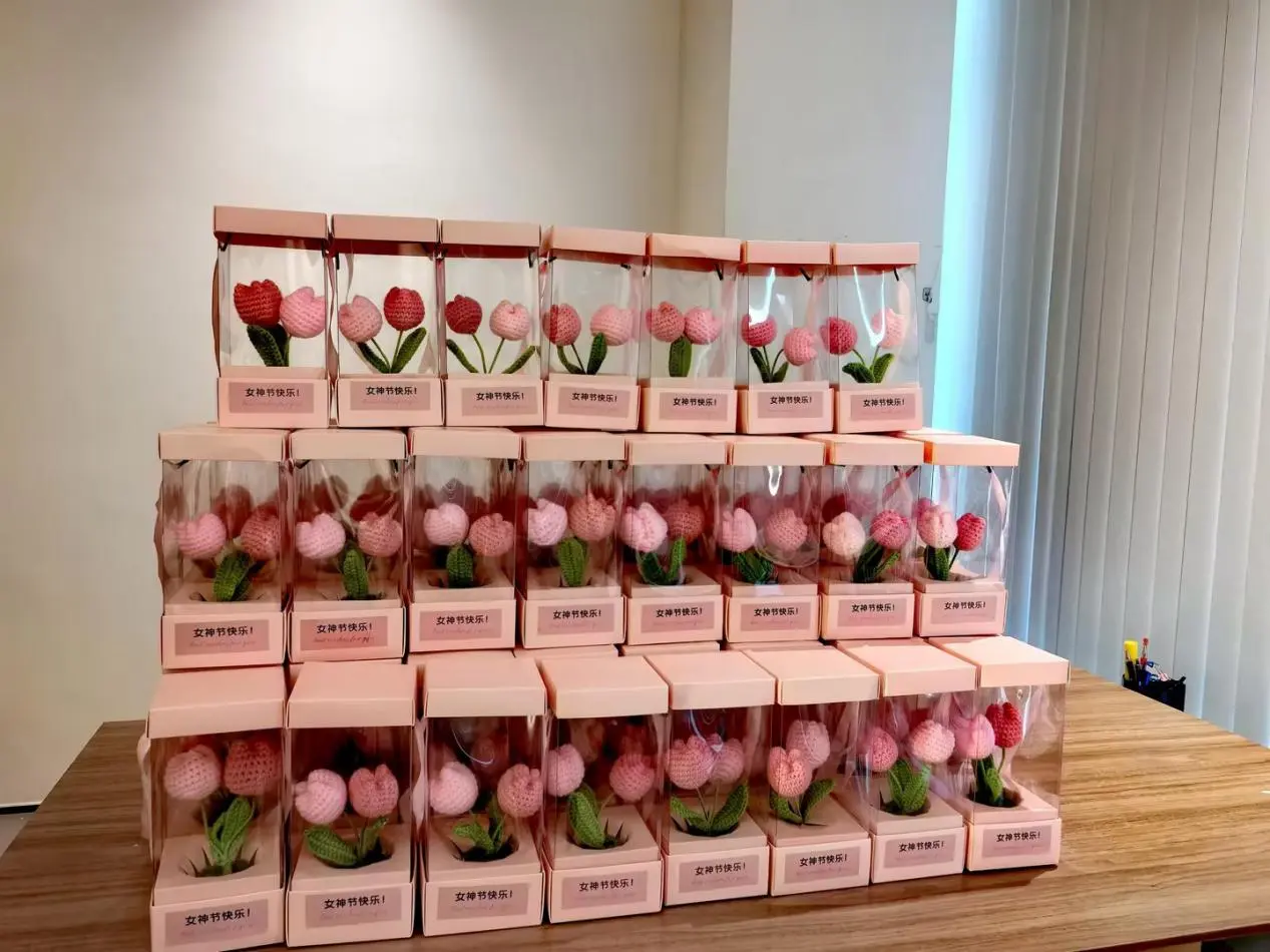 Quangong Machinery Co., Ltd. فعالیت های دلگرم کننده ای را برای جشن گرفتن روز زن برگزار می کند و به 